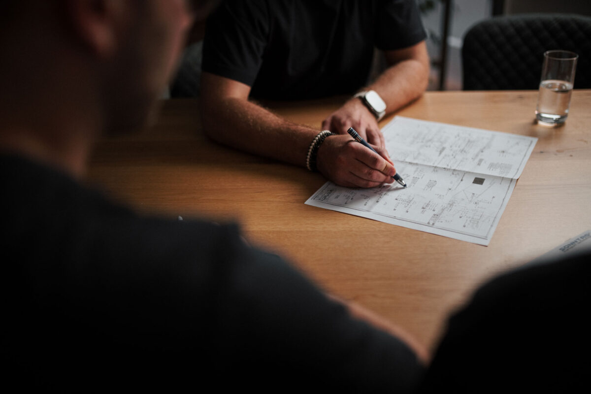 Konstruktionsskizze auf Tisch bei Möhle Prototyping